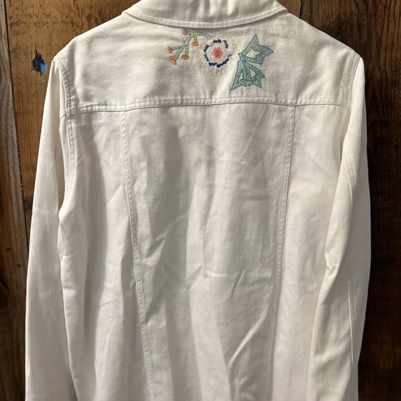 White Stag white floral embroidered button down jacket - Picture 8 of 9